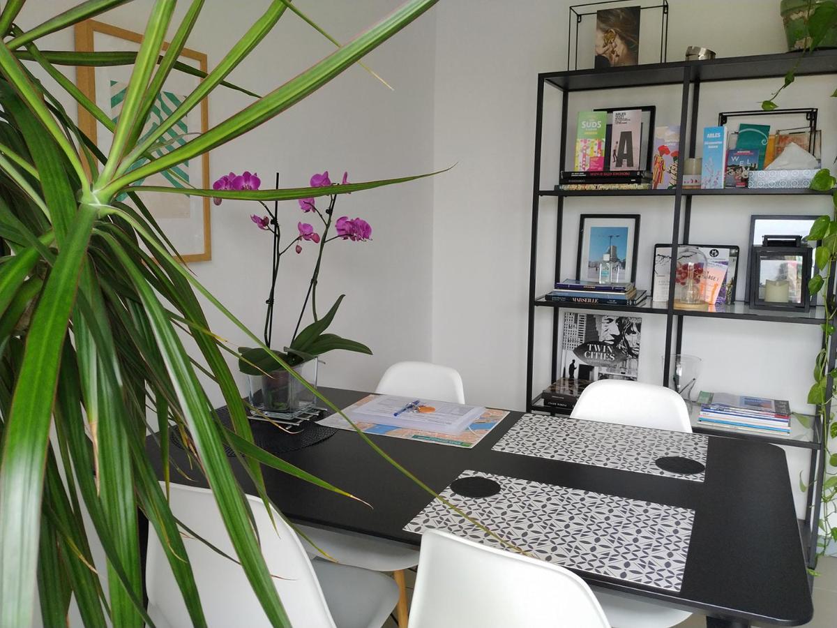 Charming Duplex With Terrace Historical City Center Arles Luaran gambar